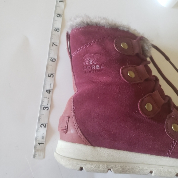 Sorel Women’s Explorer Joan Waterproof Boot maroon Size 7 pre-owned maroon - Picture 7 of 12